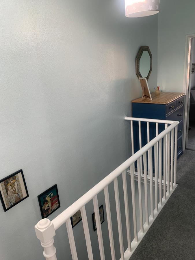 Lovely City Town House With Free Parking Sleeps 2 To 6 Guests York Exterior photo