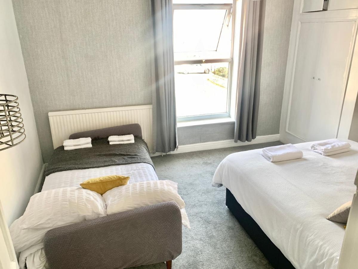 Lovely City Town House With Free Parking Sleeps 2 To 6 Guests York Exterior photo