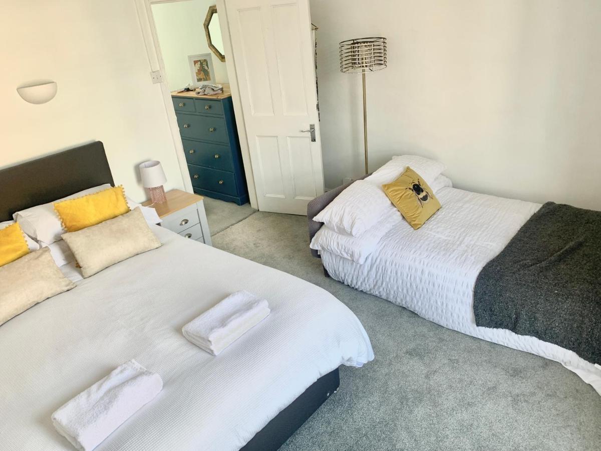 Lovely City Town House With Free Parking Sleeps 2 To 6 Guests York Exterior photo