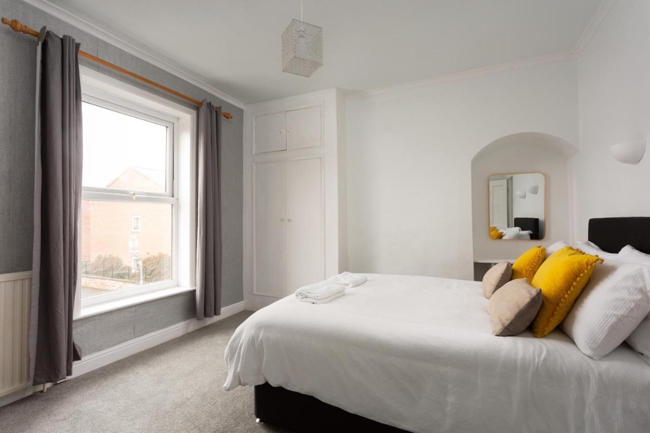Lovely City Town House With Free Parking Sleeps 2 To 6 Guests York Exterior photo