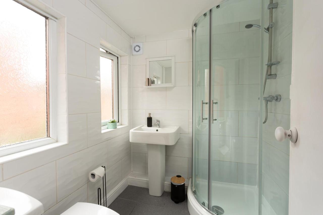 Lovely City Town House With Free Parking Sleeps 2 To 6 Guests York Exterior photo
